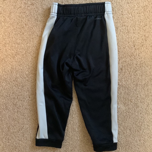 Nike Sweats - Picture 3 of 3